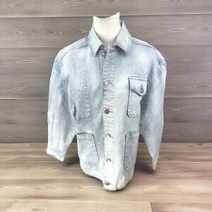 LNDN NWT Size Medium Classic‎ Light Wash distressed Denim Barn Jacket